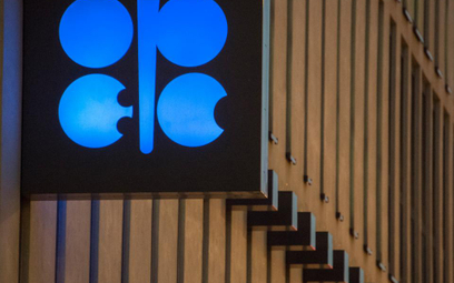 OPEC w ślad za Amerykanami tnie prognozę