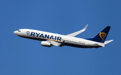 Ryanair: duży zysk, latem 3000 lotów dziennie