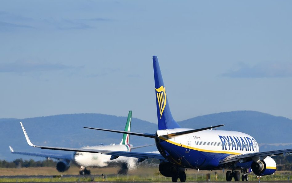 Ryanair ma kłopoty z boeingami. Musi uziemić kilka maszyn