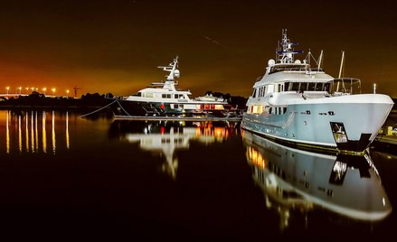 Luksusowe jachty wciąż płyną do Rosji. Zarabia Wielka Brytania