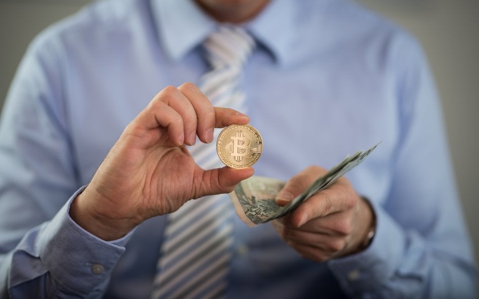 22 sierpnia portfel XRP założony i zasilany przez giełdę Zonda wykonał dwa przelewy: 21 tys. XRP, cz