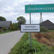Tabliczka informująca o stanie wyjątkowym obowiązującym w miejscowości Grzybowszczyzna