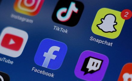 Chaos w serwisach Mety. Facebook odmawia logowania, zgłoszeń przybywa