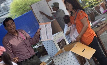 Tajlandia: przerwane wybory bez rozstrzygnięć