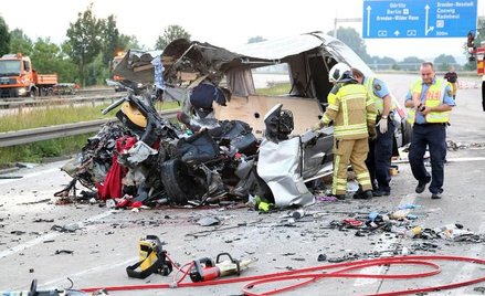 Wypadek polskiego autokaru pod Dreznem - zginęło 10 osób, a 69 zostało rannych