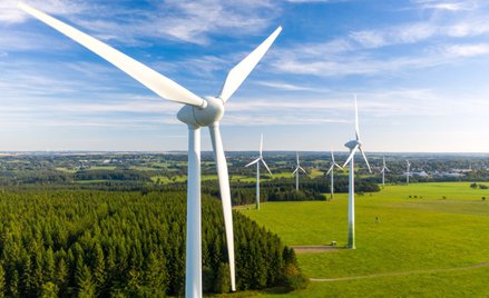 Odnawialne źródła energii zyskują na efektywności dzięki zaprzęgnięciu do pracy AI