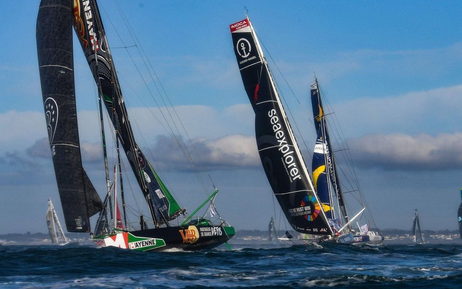 Start regat Vendée Globe we francuskim porcie Les Sables-d’Olonne