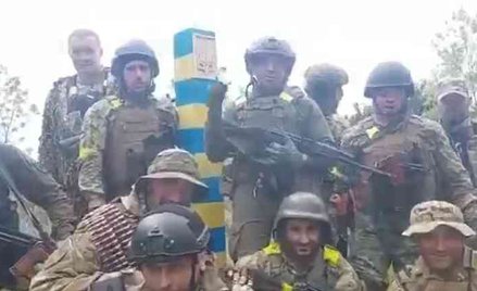 Ukraińscy żołnierze na granicy z Rosją