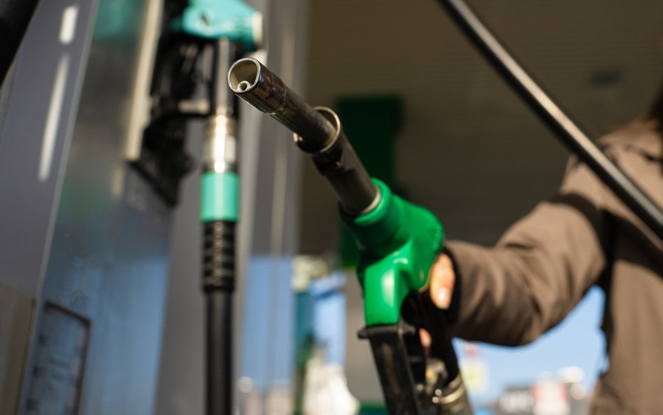 Benzynę we wtorek podrożeje. Rząd podał maksymalne ceny paliw na 5 maja