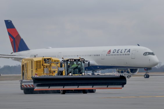 Na międzynarodowym lotnisku Hartsfield-Jackson w Atlancie przygotowano się na walkę ze skutkami zapo