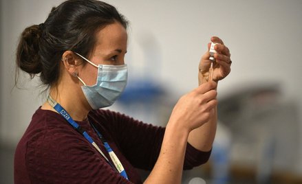 Koronawirus. Zgony zaszczepionych na COVID? Nieliczne, bez związku ze szczepieniem