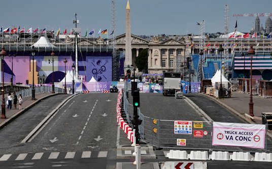 Olimpiada sparalizowała Paryż