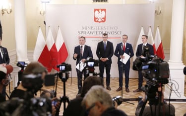 Szułdrzyński: Krótkie zawieszenie broni