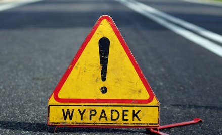 Wypadek szkolnego autobusu. Dwie osoby nie żyją