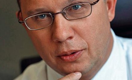 Piotr Szymanek, wiceprezes PGE ds. korporacyjnych, wyjaśnia, że preferowany przez władze grupy model