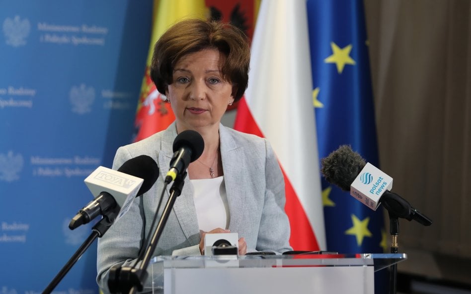 Minister rodziny i polityki społecznej Marlena Maląg