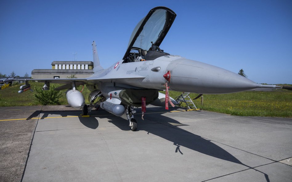 Myśliwiec F-16