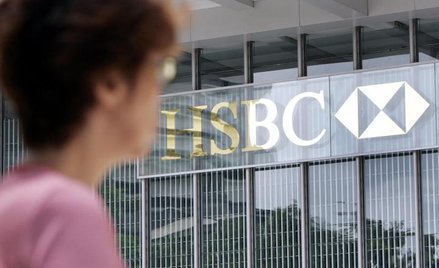 Polska nie zwalnia, otoczenie tak