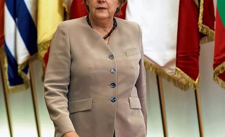 Niemiecka kanclerz Angela Merkel po raz kolejny uległa presji, jeśli chodzi o wsparcie dla peryferii