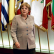 Niemiecka kanclerz Angela Merkel po raz kolejny uległa presji, jeśli chodzi o wsparcie dla peryferii