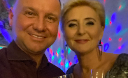 Para prezydencka złożyła życzenia na Twitterze