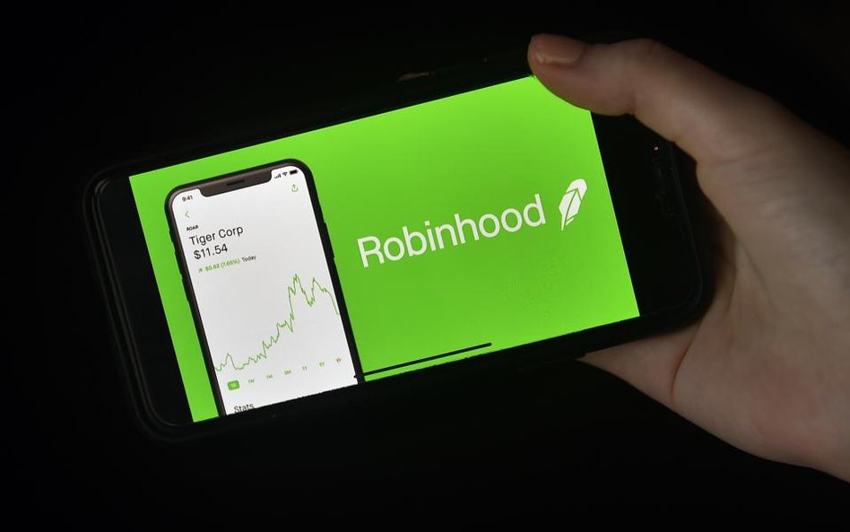 Robinhood pod dużą presją