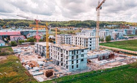 W I półroczu deweloperzy sprzedali w sześciu głównych aglomeracjach 25,7 tys. mieszkań (z czego 6,9 