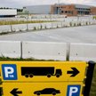 Muszą sprzedać nawet 30 procent taniej, niż kupili