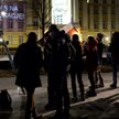 Partia Razem przed Kancelarią Prezesa Rady Ministrów upominała się o publikację wyroku Trybunału Kon