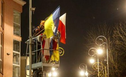 Ukraińskie flagi w centrum Kielc