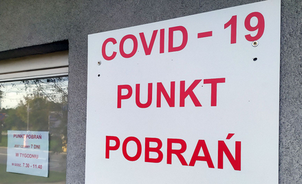 Koronawirus w Polsce. Nowych zakażeń mniej niż przed rokiem