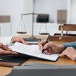 Stwierdzenie nabycia spadku jest niezbędne, jeśli chcemy zarządzać majątkiem, który odziedziczyliśmy