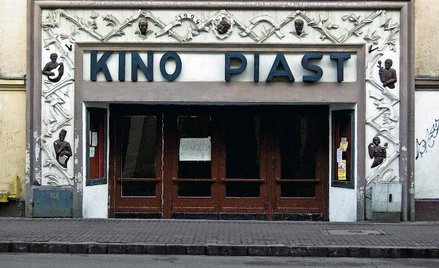 Słubice. Na drzwiach kartka: Lokal do wynajęcia
