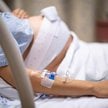 Nowy standard opieki okołoporodowej ma zwiększyć dostęp do znieczulenia, wsparcia położnej i pomocy 