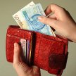 Aby mieć prawo do pełnej trzynastej pensji, pracownik musi przepracować u pracodawcy budżetowego cał