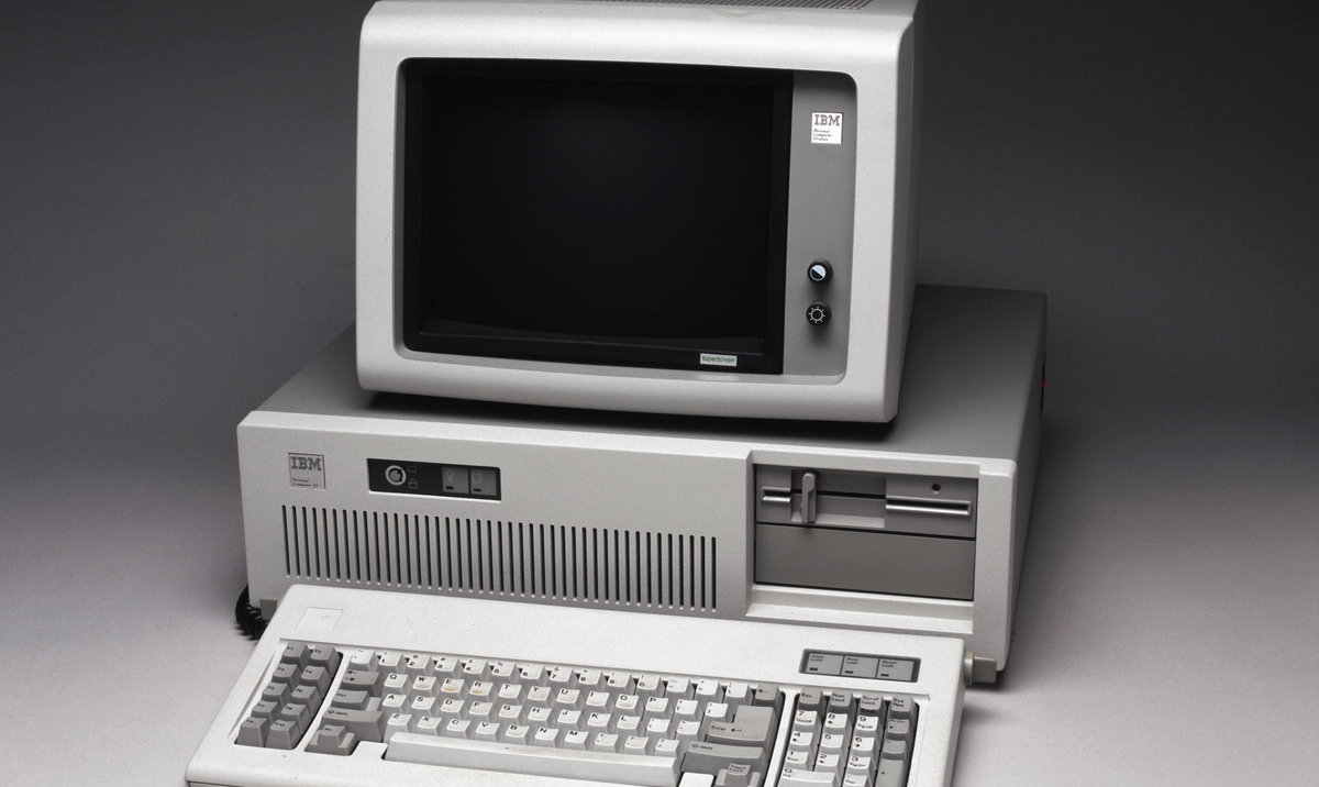 Персональные компьютеры год. Компьютер IBM PC 286. IBM PC 586. IBM at 286. IBM PC 8086.