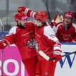 Hokeiści reprezentacji Polski Patryk Krężołek (z lewej) i Jakub Ślusarczyk