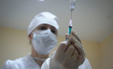 Większość Rosjan nie chce przyjąć szczepionki przeciw koronawirusowi