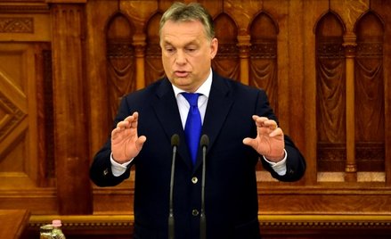 Politico: Polska w UE słabsza od Węgier