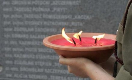 Obchody rocznicy powstania: Przerwano weteranowi. "Kończymy"