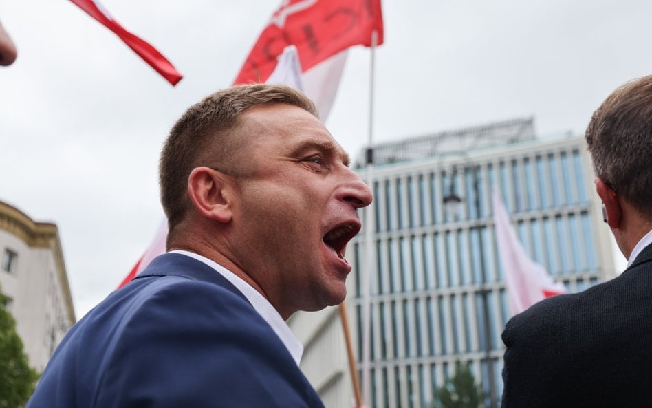 Sprawa Roberta Bąkiewicza. Prokuratura Krajowa: działania były zgodne z przepisami