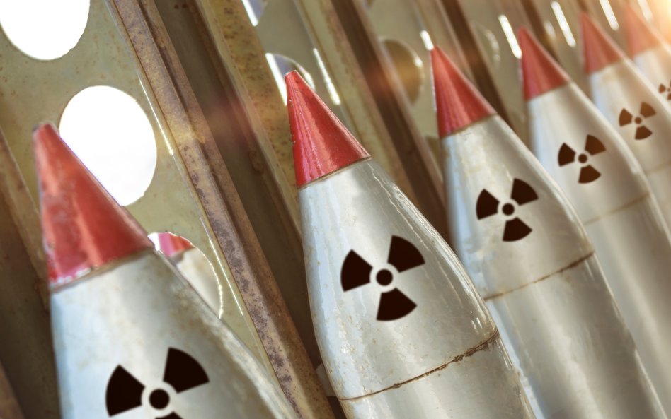 Czyj parasol nuklearny nad Polską? Ekspert obala mity