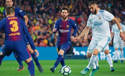 Karim Benzema i Leo Messi podczas meczu FC Barcelona – Real Madrid CF na stadionie Camp Nou w 2018 r