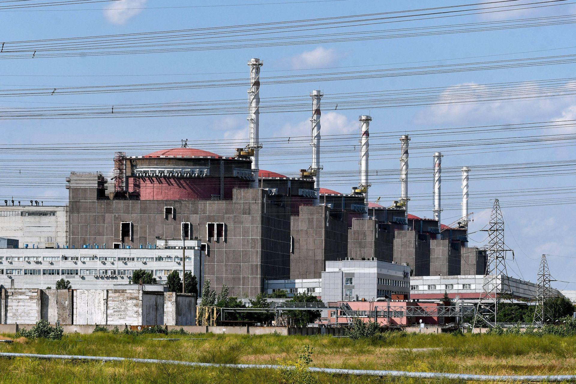 Nad Największą Elektrownią Atomową W Europie Przeleciały Rosyjskie ...