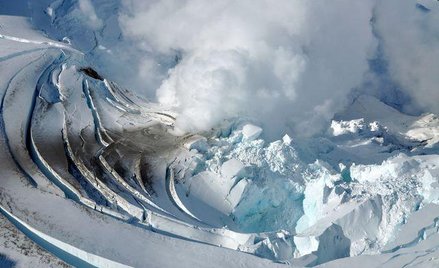 Mount Redoubt wybuchł