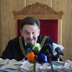 Sędzia Maciej Mitera na sali rozpraw Sądu Rejonowego dla Warszawy-Śródmieścia. Sąd skazał Łukasza Ża