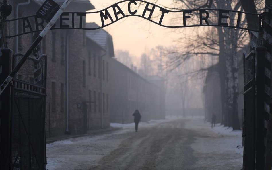 Oprawcy z Auschwitz w większości bez kary. IPN przedstawi ich listę