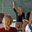 Szkocja jako pierwsza na świecie wprowadza darmowe podpaski w szkołach