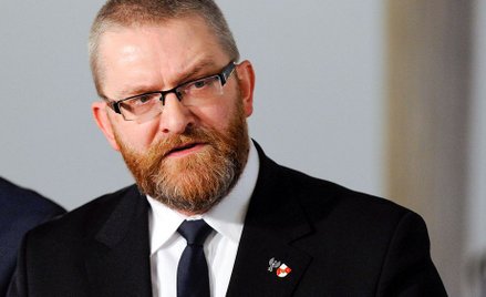 Braun narzeka na marszałek Witek: Narzuca zamaskowanie