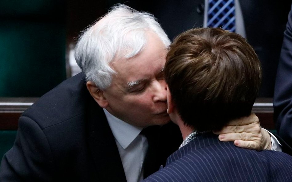 Prezes PiS Jarosław Kaczyński i premier Beata Szydło